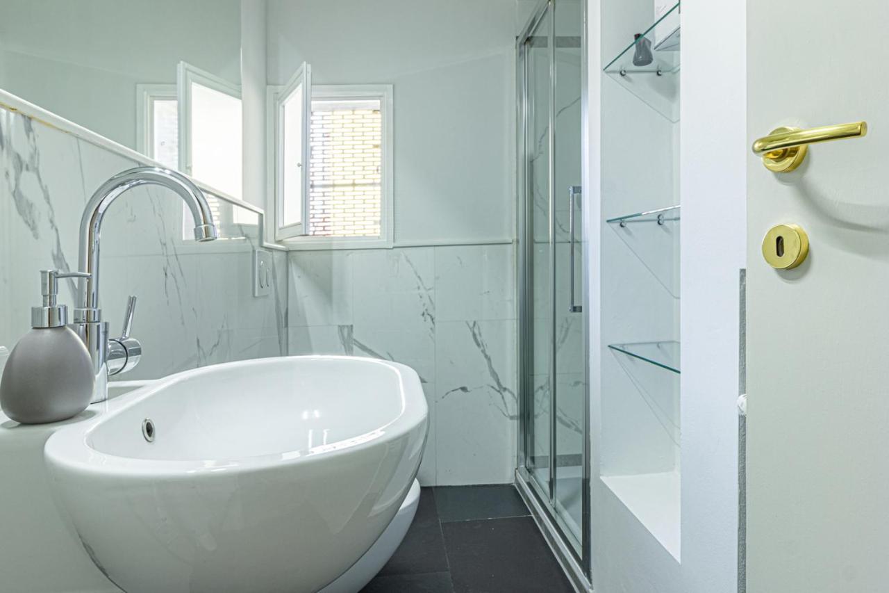 Casa Hygiea In Canton De' Fiori โบโลญญา ภายนอก รูปภาพ